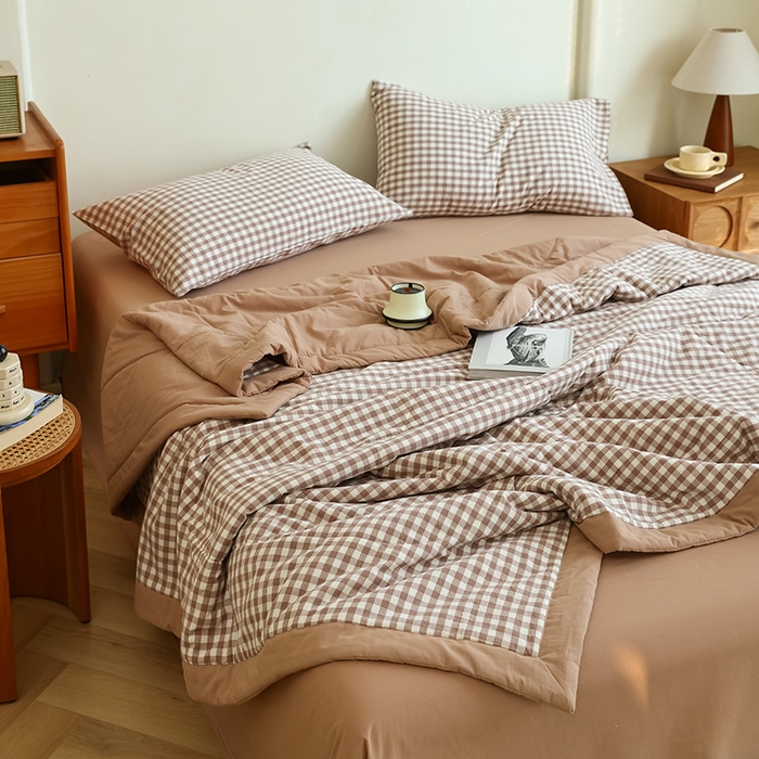 91家纺网 家纺一手货源 找家纺 雯雨家纺 2025新款A类无印风里外全棉纯棉水洗棉新疆棉花夏被夏凉被空调被 米小格