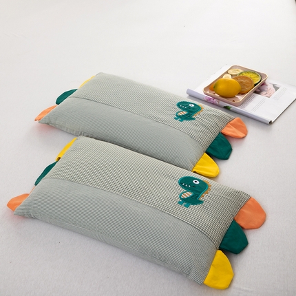 91家纺网 家纺一手货源 找家纺 （总）九州枕芯2025新款全棉卡通刺绣儿童荞麦枕 枕头枕芯