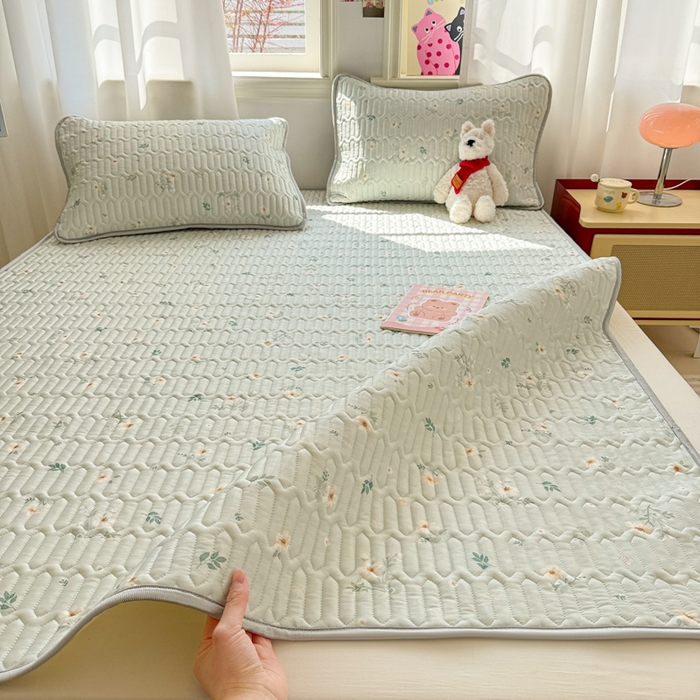 91家纺网 家纺一手货源 找家纺 慕尚家纺 2025新款小清新凉感丝乳胶席 夏日蝴蝶