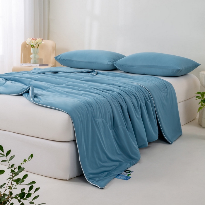 91家纺网 家纺一手货源 找家纺 好梦来家纺（原锦茂家纺） 2025新款印花凉感丝抗菌夏被 深蓝