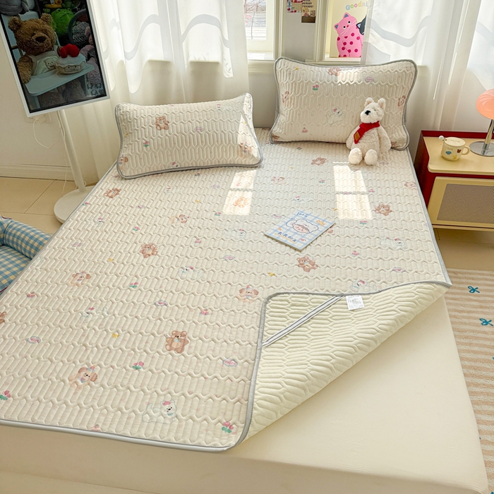 91家纺网 家纺一手货源 找家纺 慕尚家纺 2025新款小清新凉感丝乳胶席 哈哈俱乐部