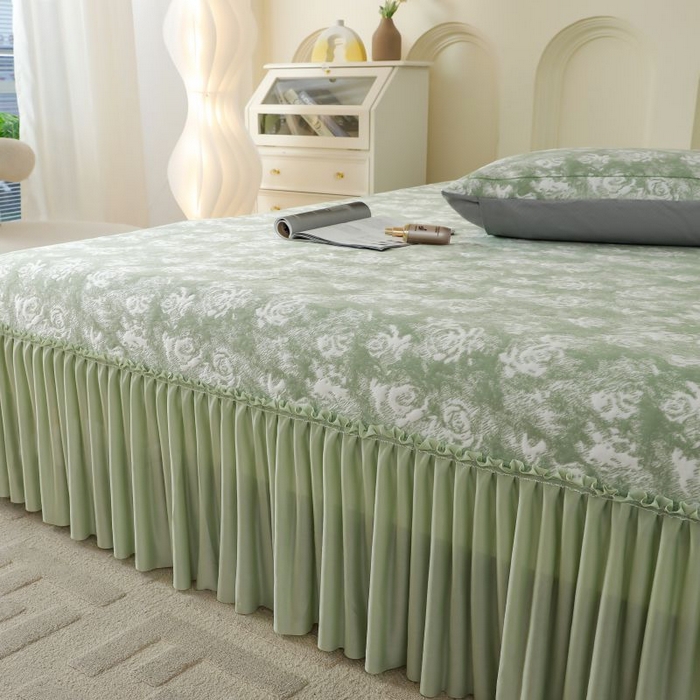 91家纺网 家纺一手货源 找家纺 2025新款玫瑰亲肤冰丝席床裙 绿色