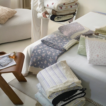 91家纺网 家纺一手货源 找家纺 （总）漫仙阁家纺 2025新款热卖法式花边款双层纱床盖床盖三件套