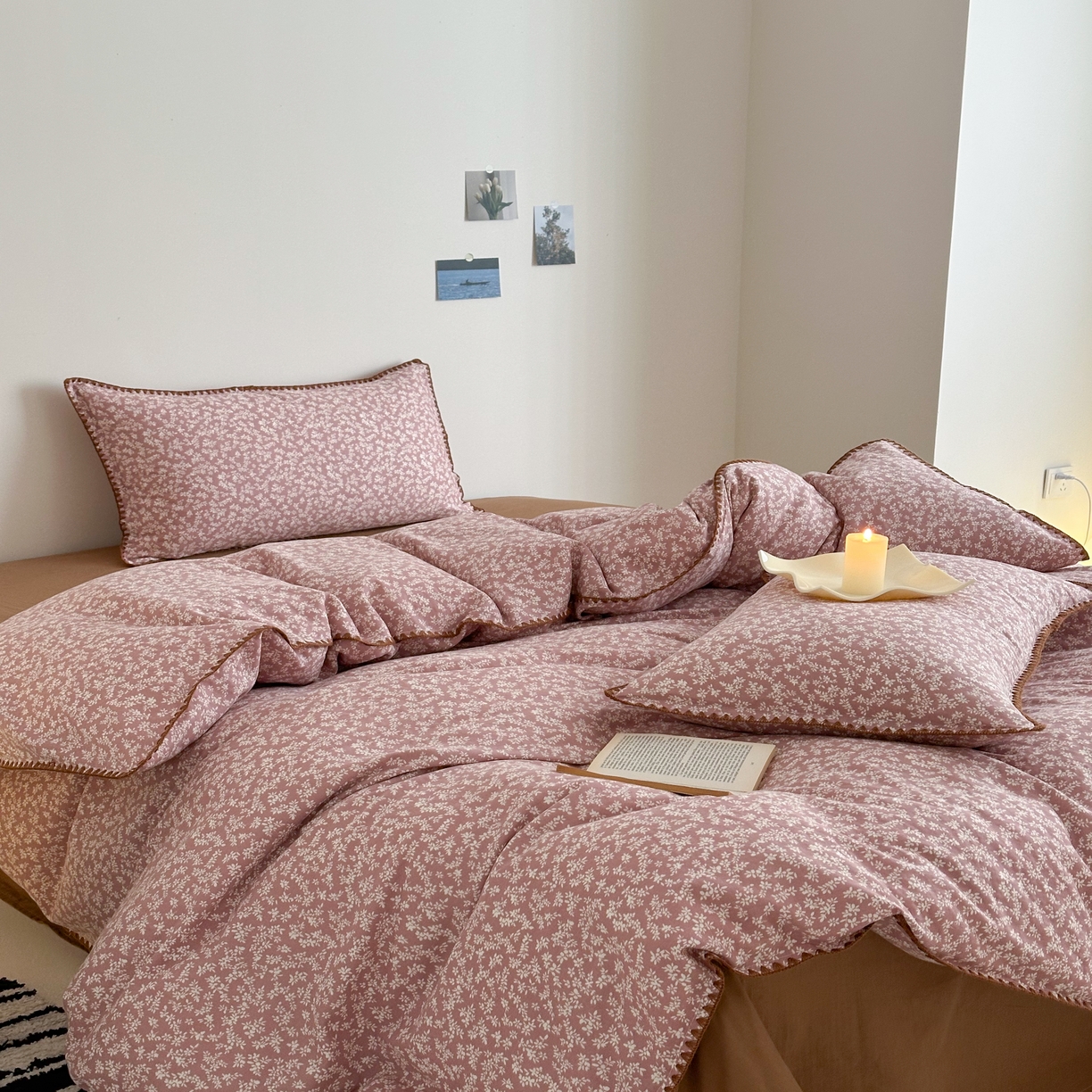 91家纺网 家纺一手货源 找家纺 2025新款工艺款全棉双层纱小清新贝壳边四件套 浅枝