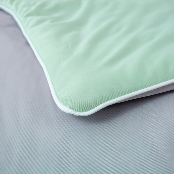 91家纺网 家纺一手货源 找家纺 好梦来家纺（原锦茂家纺） 2026新款印花凉感丝抗菌夏被 绿拼灰