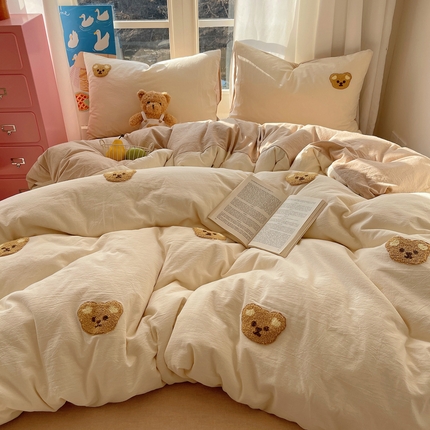 慕尚家纺 2025新款春夏新款色织水洗棉毛巾绣四件套 嘟嘟熊 白