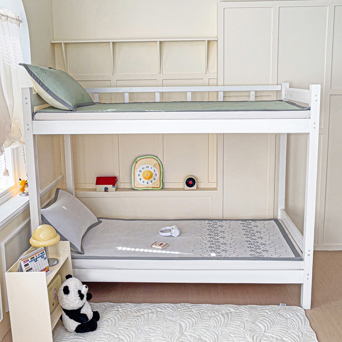 91家纺网 家纺一手货源 找家纺 富馨莱 2025新款A类480克PE凉感凉豆豆凉席三件套和单件学生款 倾城