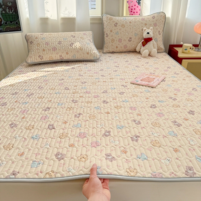 91家纺网 家纺一手货源 找家纺 慕尚家纺 2025新款小清新凉感丝乳胶席 小奶狗