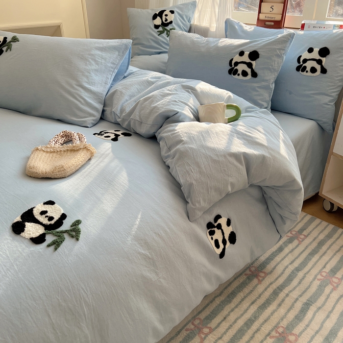 91家纺网 家纺一手货源 找家纺 慕尚家纺 2025新款春夏新款色织水洗棉毛巾绣四件套 熊猫 蓝