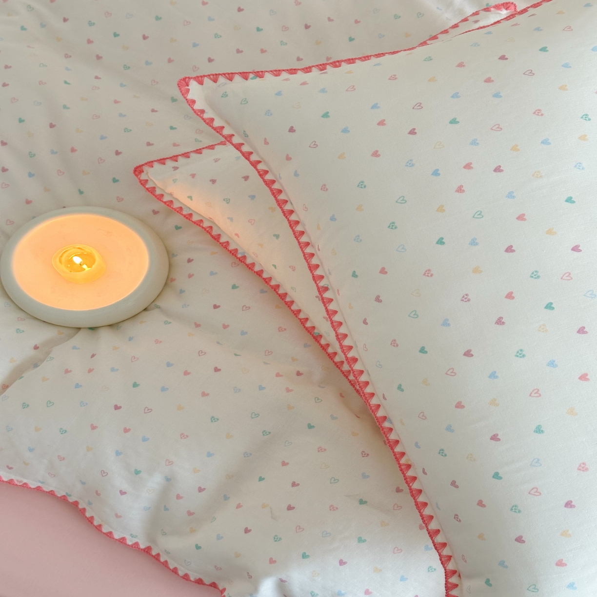 91家纺网 家纺一手货源 找家纺 2025新款工艺款全棉双层纱小清新贝壳边四件套 简爱