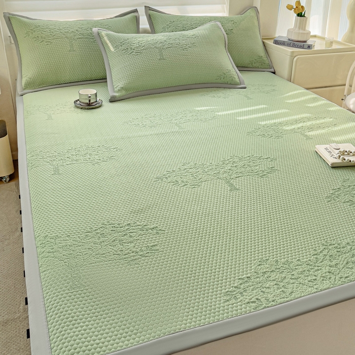 91家纺网 家纺一手货源 找家纺 富馨莱 2025新款A类480克PE凉感凉豆豆凉席三件套和单件平铺款 发财树-绿