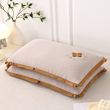 91家纺网 家纺一手货源 找家纺 （总）珍贝家纺 2025新款A类全棉双层纱荞麦枕-蝶舞