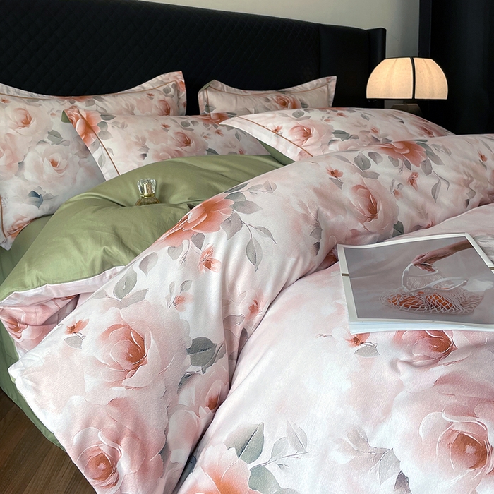 91家纺网 家纺一手货源 找家纺 金纱玉纺家纺 2025新款全棉13376数码印花四件套（礼盒包装）331A2