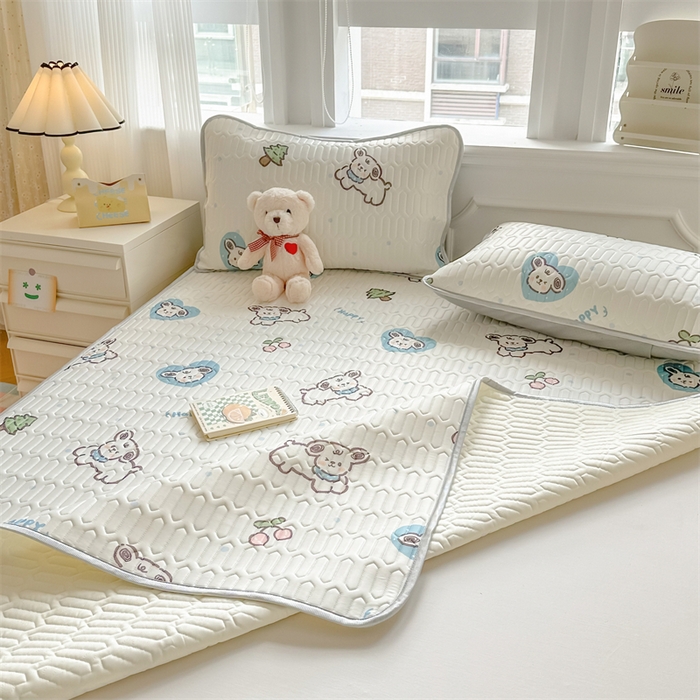 91家纺网 家纺一手货源 找家纺 慕尚家纺 2025新款小清新凉感丝乳胶席 淘气狗