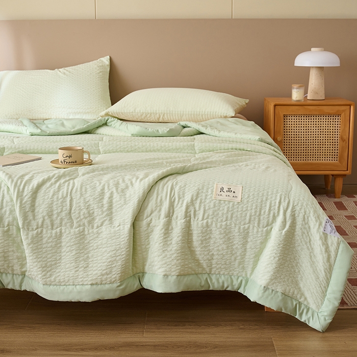 91家纺网 家纺一手货源 找家纺 畅销被业 2025新款水洗棉泡泡格夏被 泡泡格-浅绿