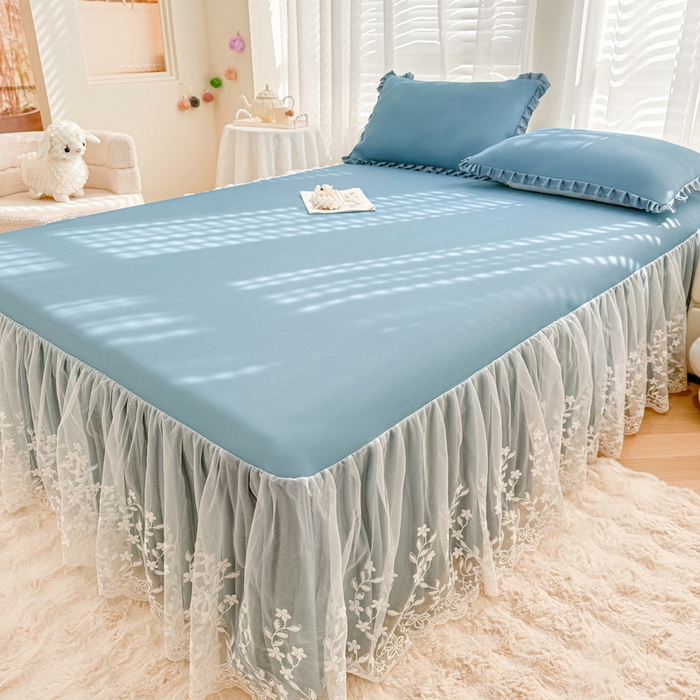 91家纺网 家纺一手货源 找家纺 LIFE.丽芙 2025春夏新款独家研发太空层凉感软席双层蕾丝边冰丝凉席床裙款 宾利蓝