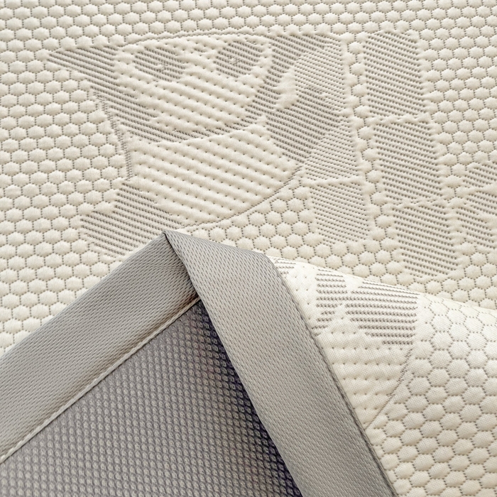 91家纺网 家纺一手货源 找家纺 富馨莱 2025新款A类480克PE凉感凉豆豆凉席三件套和单件平铺款 熊猫嘟嘟-灰