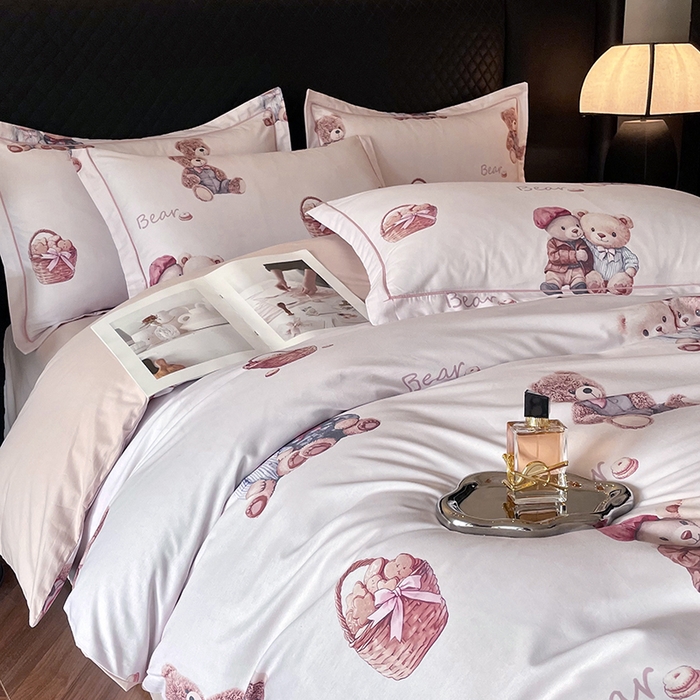 91家纺网 家纺一手货源 找家纺 金纱玉纺家纺 2025新款全棉13376数码印花四件套（礼盒包装）351A2