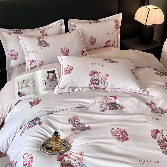 91家纺网 家纺一手货源 找家纺 金纱玉纺家纺 2025新款全棉13376数码印花四件套（礼盒包装）351A2