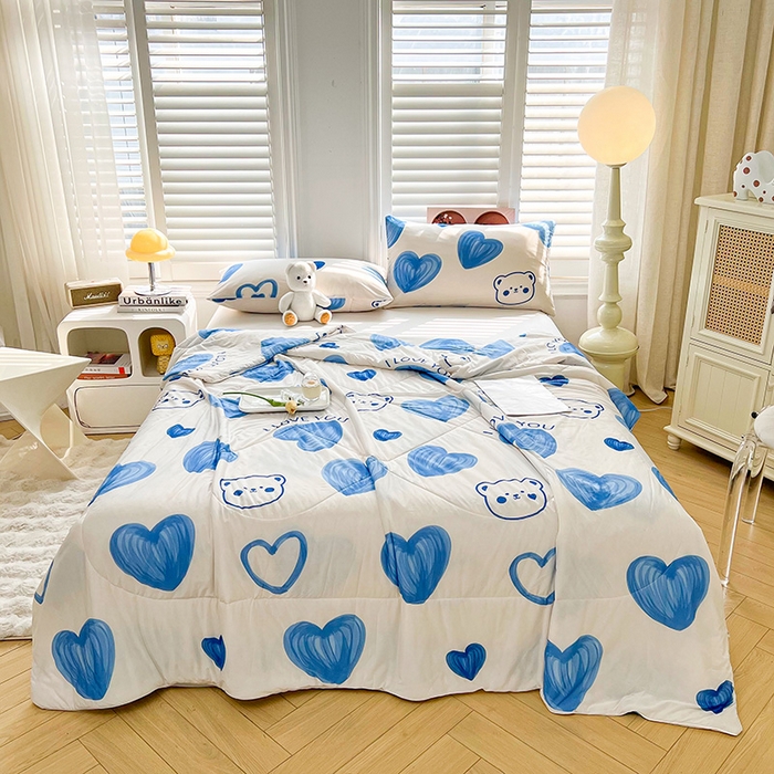 91家纺网 家纺一手货源 找家纺 好梦来家纺（原锦茂家纺） 2025新款印花凉感丝抗菌夏被 爱心熊