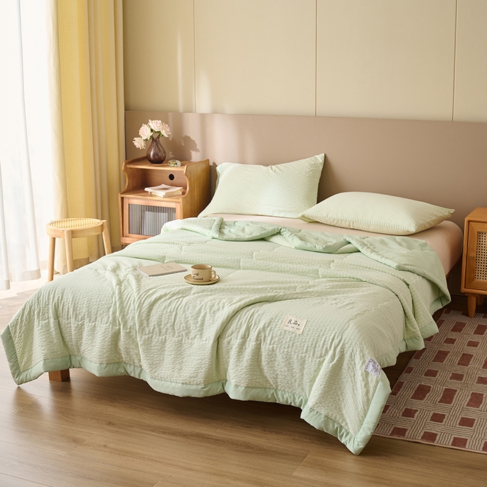 91家纺网 家纺一手货源 找家纺 畅销被业 2025新款水洗棉泡泡格夏被 泡泡格-浅绿