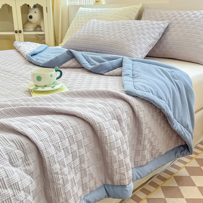 91家纺网 家纺一手货源 找家纺 欧邦 2025新款华夫格水洗棉夏被 灰＋蓝