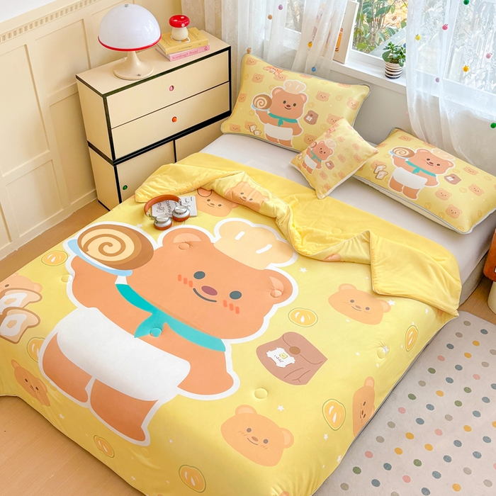 91家纺网 家纺一手货源 找家纺 ds生活馆 2025新款A类大版卡通凉感丝夏被 黄油小熊