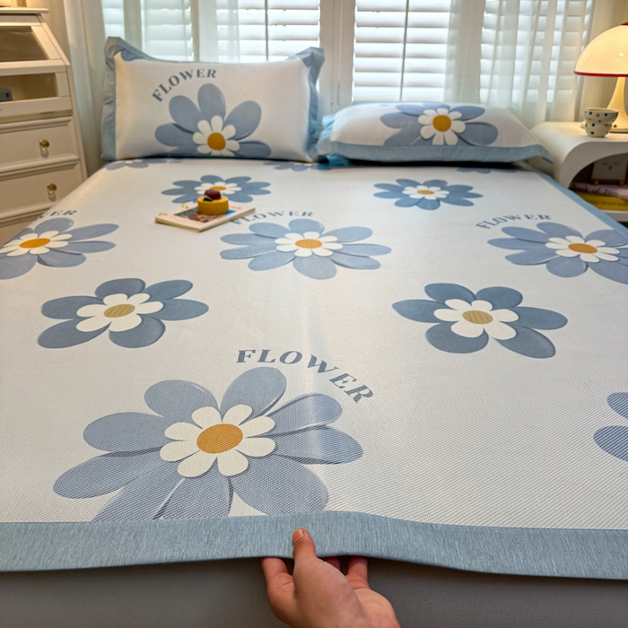 91家纺网 家纺一手货源 找家纺 席佬大 2025新款高克重卡通数码印花冰藤席床席床笠款 花语-平铺款