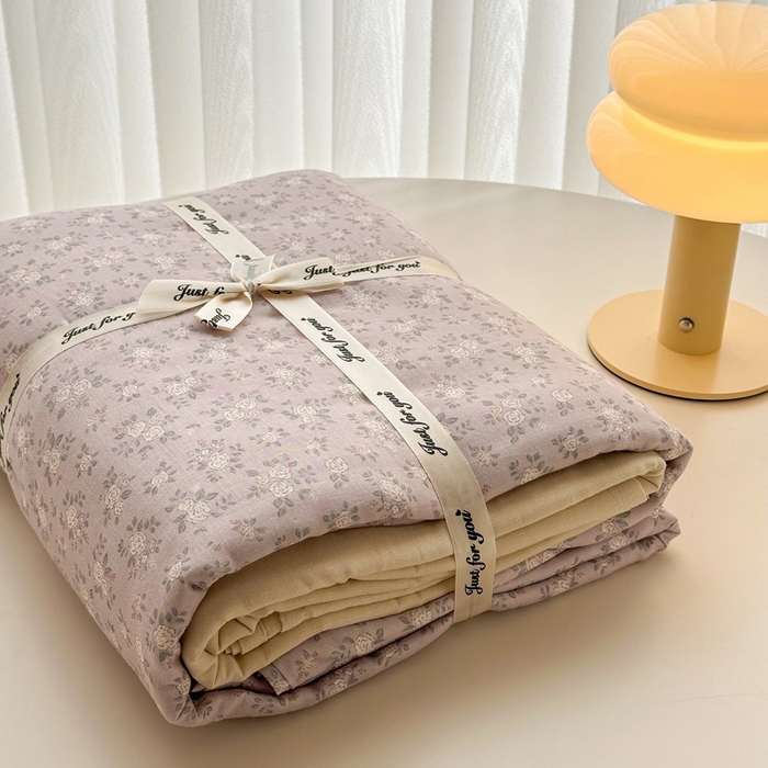 91家纺网 家纺一手货源 找家纺 塞纳 2026新款.全棉有氧双层纱四件套-场景一 宛夏-浅灰