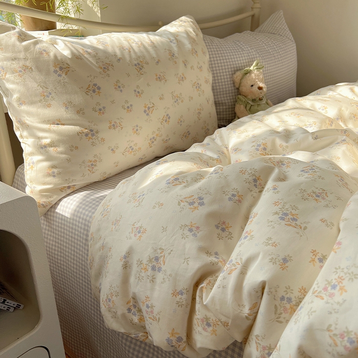 91家纺网 家纺一手货源 找家纺 瑞莱 2025全新纯棉清新小碎花四件套 蓝香清韵