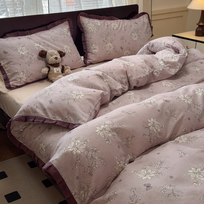 91家纺网 家纺一手货源 找家纺 曼之夏 2025春夏新款A类全棉纯棉邹邹纱花边款四件套 紫嫣