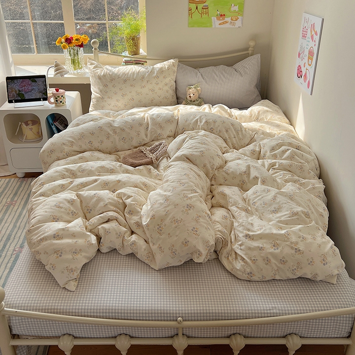 91家纺网 家纺一手货源 找家纺 瑞莱 2025全新纯棉清新小碎花四件套 蓝香清韵