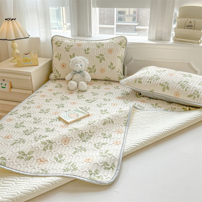 91家纺网 家纺一手货源 找家纺 慕尚家纺 2025新款小清新凉感丝乳胶席 仙草