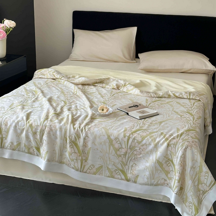 91家纺网 家纺一手货源 找家纺 茧羽世家 2025新款天丝银萃沁氧抗菌系列夏被子被芯 铃兰秘境