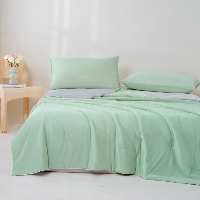 91家纺网 家纺一手货源 找家纺 好梦来家纺（原锦茂家纺） 2026新款印花凉感丝抗菌夏被 绿拼灰