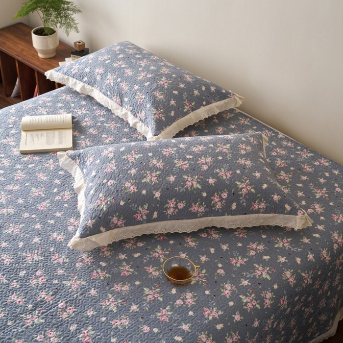 91家纺网 家纺一手货源 找家纺 漫仙阁家纺 2025新款热卖法式花边款加厚床盖床盖三件套 古巷