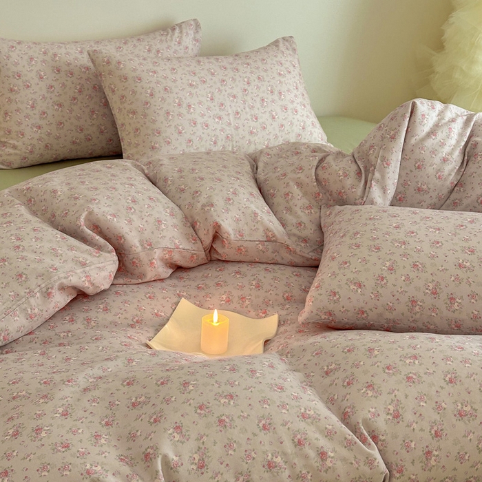 91家纺网 家纺一手货源 找家纺 塞纳 2026新款.全棉有氧双层纱四件套-场景一 醉花颜-浅咖