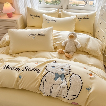 凯美 2025新款超柔水洗棉卡通贴布绣四件套 幸运小猫-浅黄