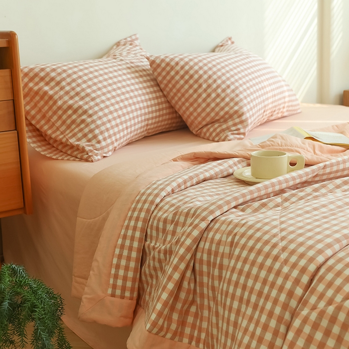 91家纺网 家纺一手货源 找家纺 雯雨家纺 2025新款A类无印风里外全棉纯棉水洗棉新疆棉花夏被夏凉被空调被 玉小格