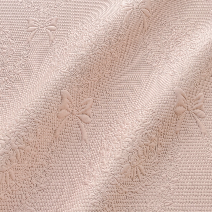 91家纺网 家纺一手货源 找家纺 富馨莱 2025新款A类480克PE凉感凉豆豆凉席三件套和单件平铺款 蝴蝶結-奶昔粉