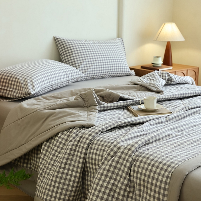 91家纺网 家纺一手货源 找家纺 雯雨家纺 2025新款A类无印风里外全棉纯棉水洗棉新疆棉花夏被夏凉被空调被 灰小格