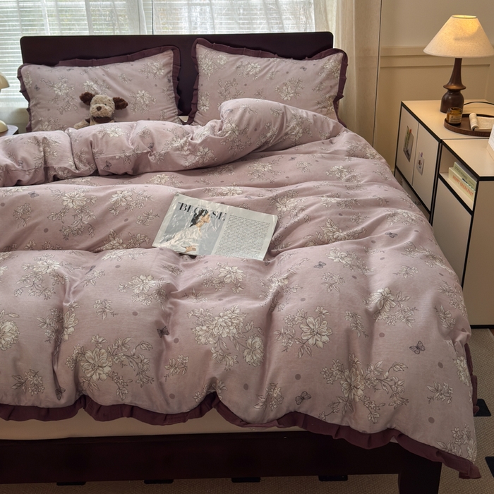 91家纺网 家纺一手货源 找家纺 曼之夏 2025春夏新款A类全棉纯棉邹邹纱花边款四件套 紫嫣