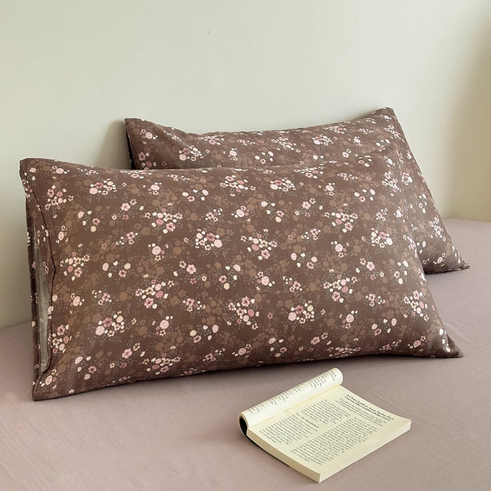 91家纺网 家纺一手货源 找家纺 塞纳 2026新款.全棉有氧双层纱四件套-场景一 花间梦-棕