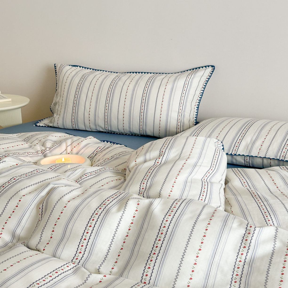 91家纺网 家纺一手货源 找家纺 2025新款工艺款全棉双层纱小清新贝壳边四件套 花韵