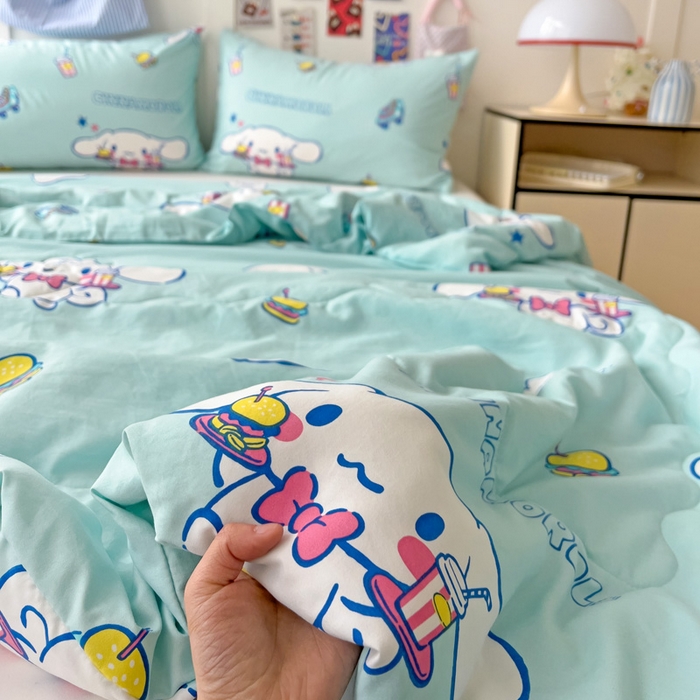 91家纺网 家纺一手货源 找家纺 昊川家纺 2025新款三丽鸥A类水洗双层纱夏被夏凉被空调被 汉堡玉桂狗