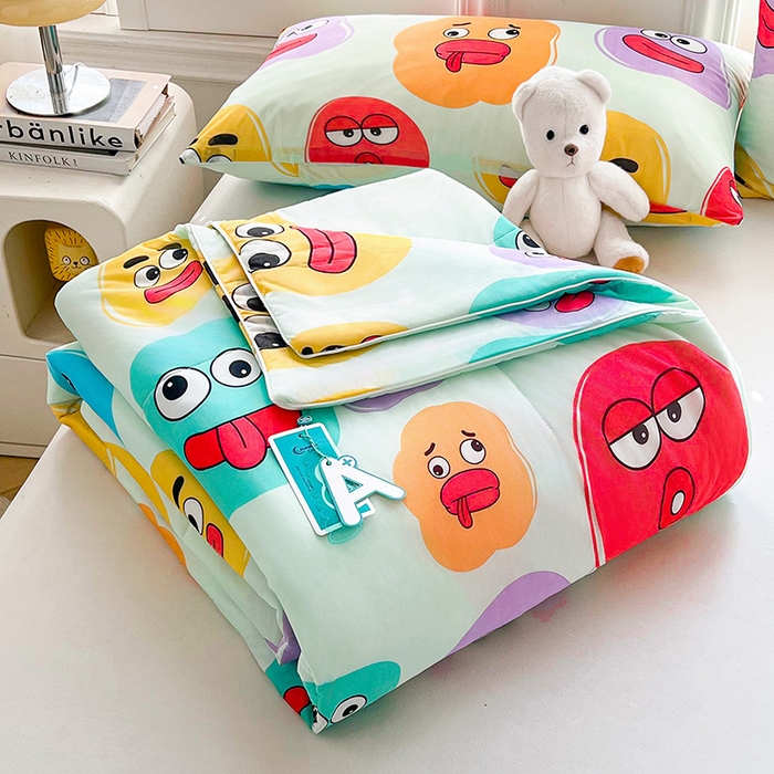 91家纺网 家纺一手货源 找家纺 好梦来家纺（原锦茂家纺） 2025新款印花凉感丝抗菌夏被 缤纷涂鸦