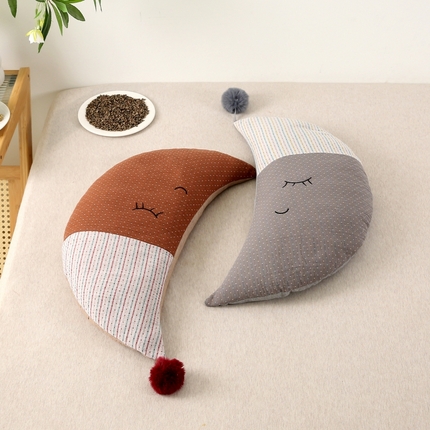 91家纺网 家纺一手货源 找家纺 珍贝家纺 2025新款A类全棉双层纱荞麦枕-月牙弯弯 月牙湾湾-棕色