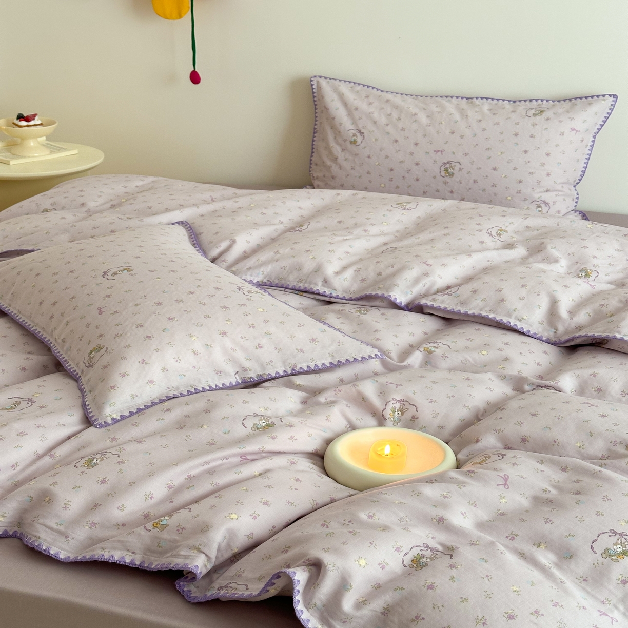 91家纺网 家纺一手货源 找家纺 2025新款春夏新品工艺款全棉双层纱贝壳边四件套 梦露