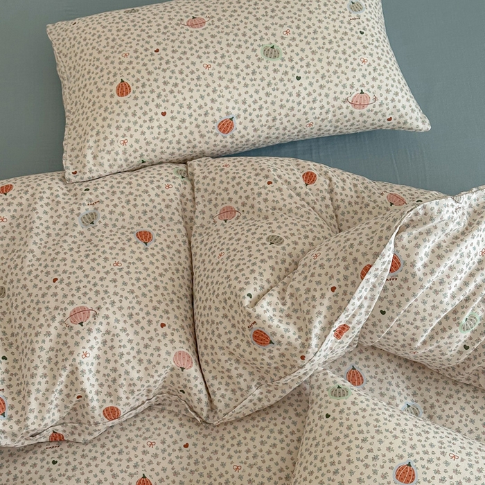 91家纺网 家纺一手货源 找家纺 塞纳 2026新款.全棉有氧双层纱四件套-场景一 南瓜派对-黄