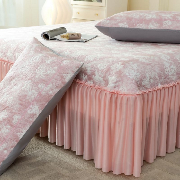 91家纺网 家纺一手货源 找家纺 2025新款玫瑰亲肤冰丝席床裙 粉色